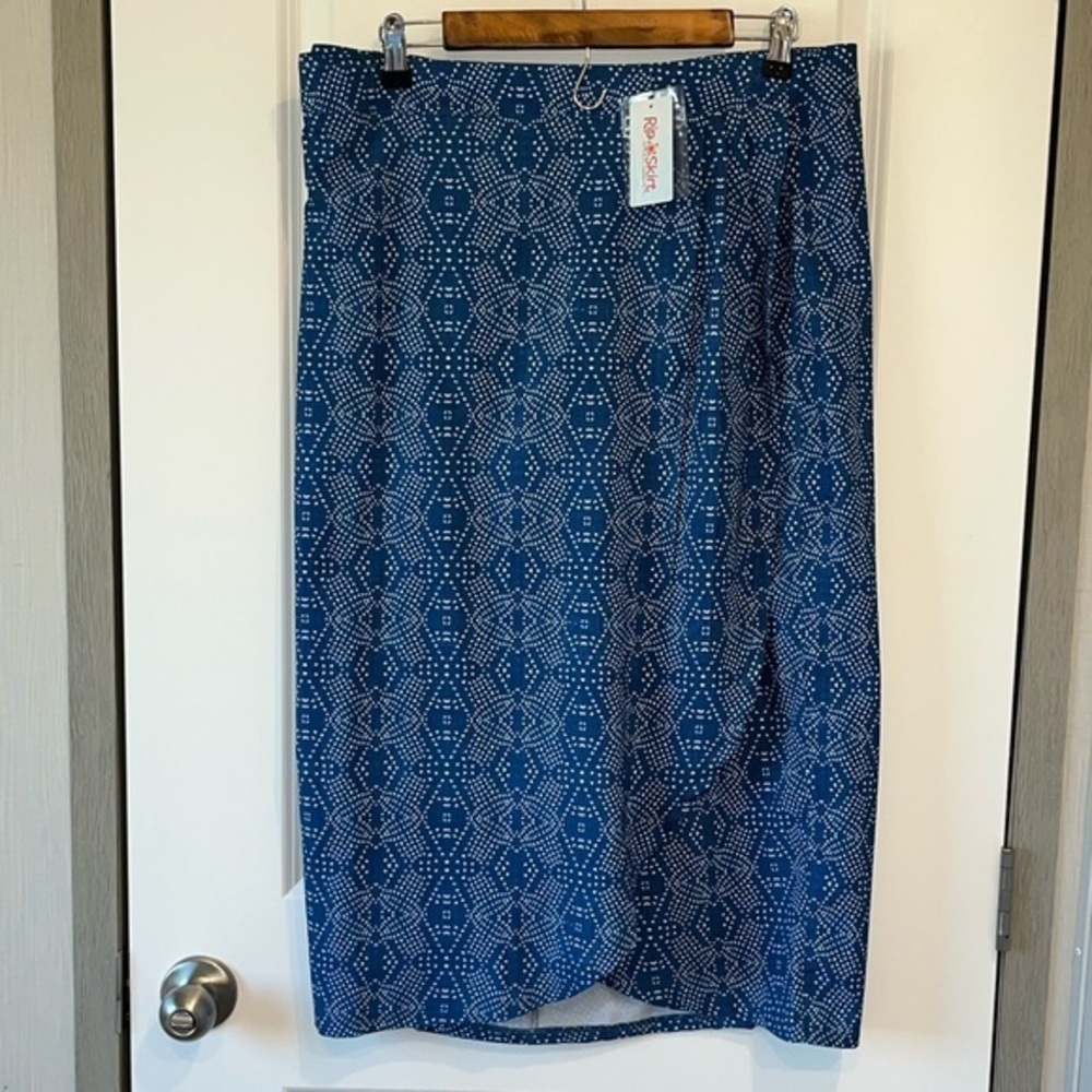 Ripskirt Hawaii The Original Wrap Skirt Length 3 Blue And White Size Large
